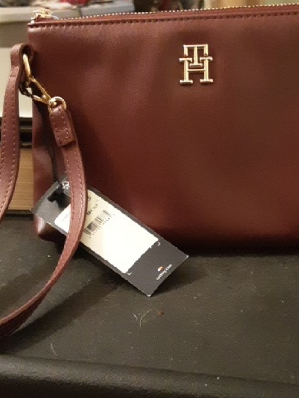 NWT Tommy Hilfiger Wine Color Leather Wristlet